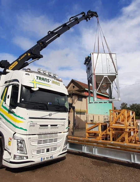 Transirais Transport Plateau Extensible Deux Sevres 79 Transport Avec Grue Auxiliaire Transirais Transport Plateau Extensible Deux Sevres 79 Transport Avec Grue Auxiliaire